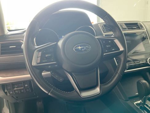 Used 2018 Subaru Outback 2.5i Limited AWD/4WD image 14