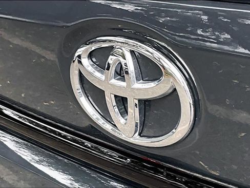 Used 2026 Toyota Corolla SE image 33