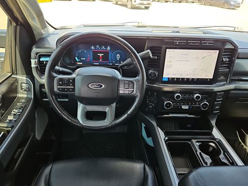Used 2024 Ford F250 Lariat w/ Lariat Ultimate Package AWD/4WD image 8