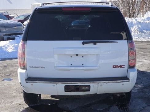 Used 2014 GMC Yukon Denali image 22