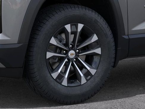 New 2027 Chevrolet Equinox LT FWD image 9