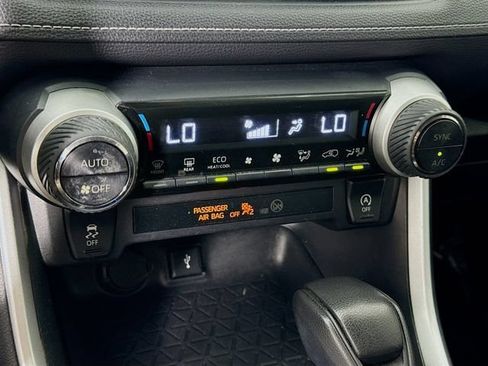 Certified 2021 Toyota RAV4 XLE FWD image 15