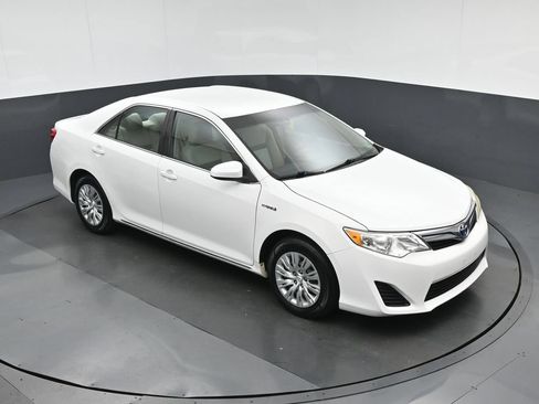 Used 2012 Toyota Camry LE FWD image 51