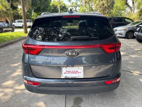 Used 2018 Kia Sportage LX w/ LX Popular Package FWD image 8