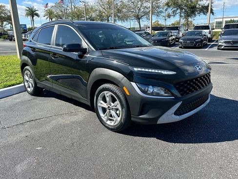 Used 2022 Hyundai Kona SEL image 4