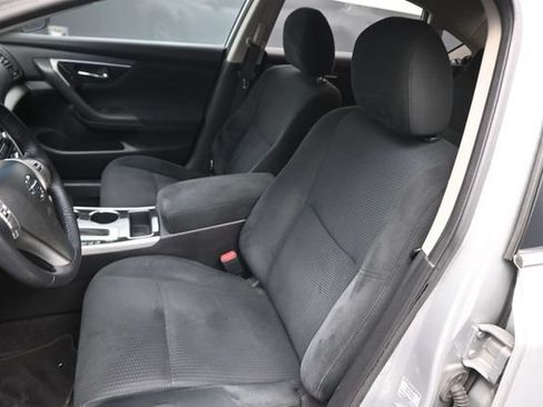 Used 2014 Nissan Altima 2.5 SV FWD image 19
