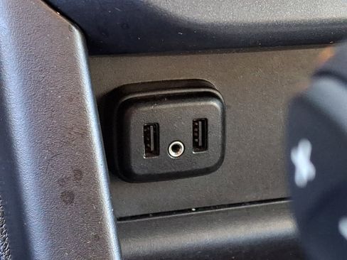 Used 2019 Chevrolet Colorado LT w/ Redline Special Edition AWD/4WD image 26