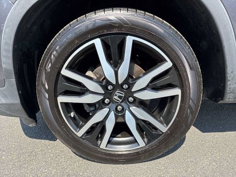 Used 2021 Honda Pilot Elite image 18