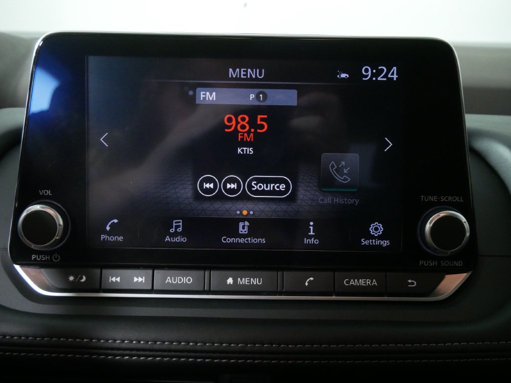Used 2023 Nissan Rogue SV AWD/4WD image 29