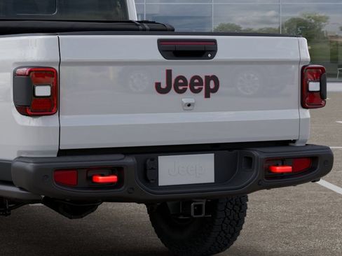 New 2026 Jeep Gladiator Rubicon w/ Safety Group AWD/4WD image 14