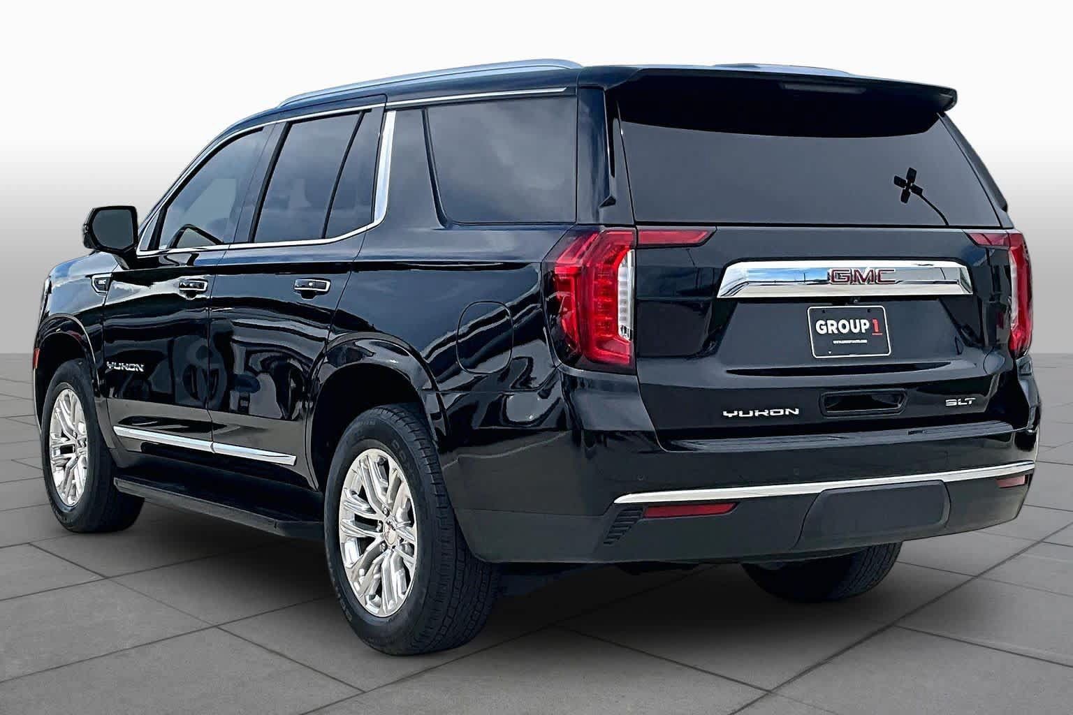 Used 2022 GMC Yukon SLT w/ SLT Premium Package RWD image 12