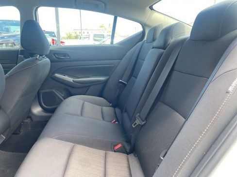 Used 2025 Nissan Altima 2.5 S FWD image 8