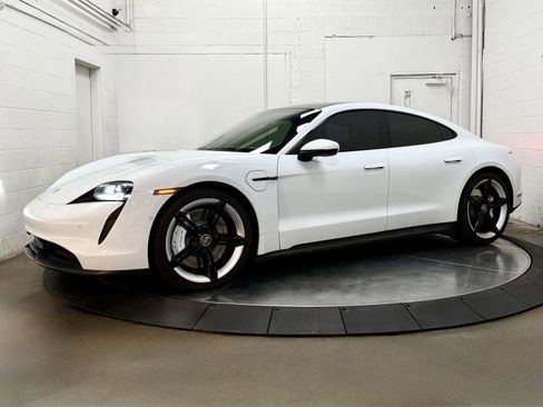 Used 2022 Porsche Taycan 4S AWD/4WD image 4