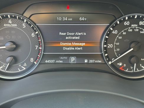 Used 2024 Nissan Armada SV image 30