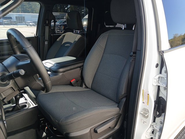 Used 2024 RAM 2500 Tradesman w/ Chrome Appearance Group AWD/4WD image 30