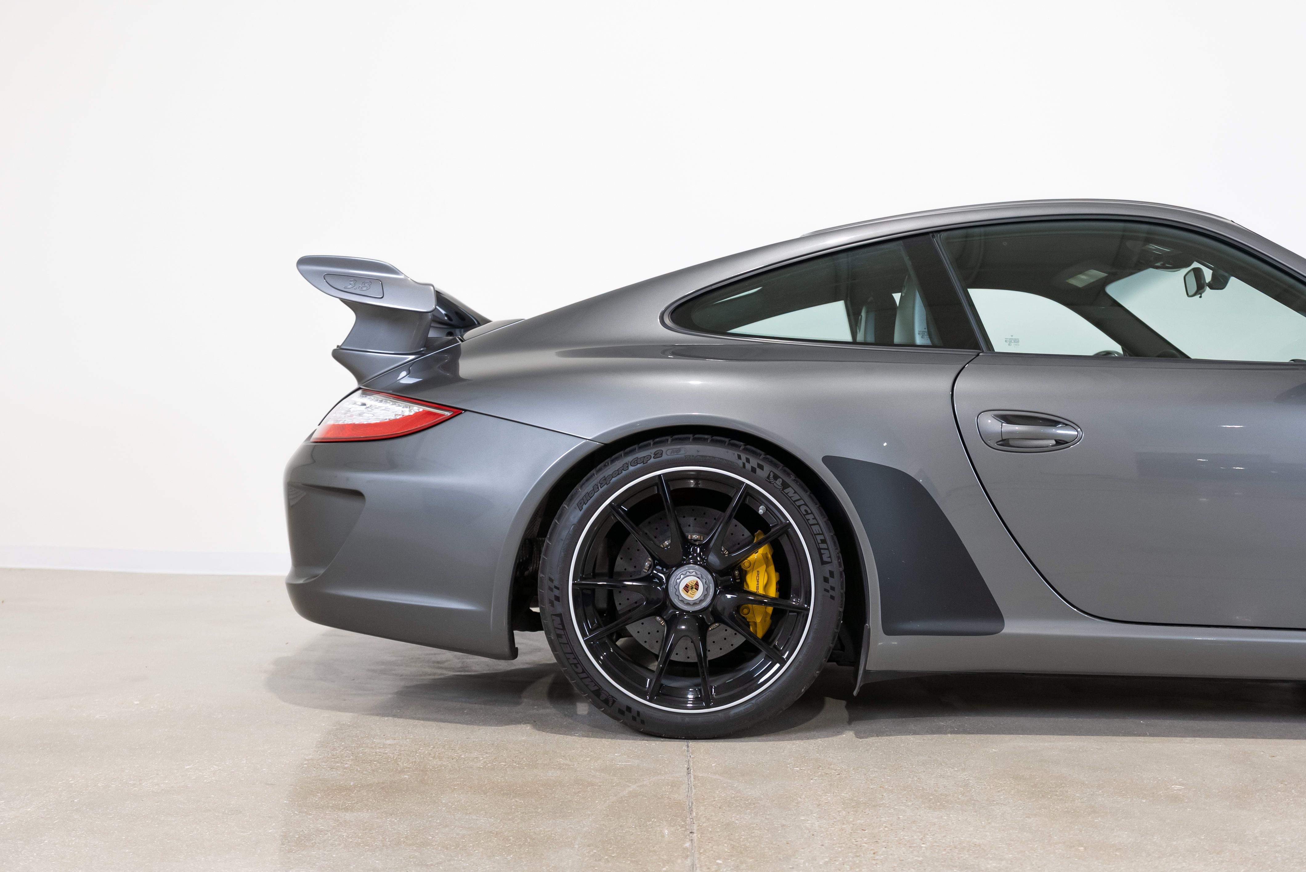 Used 2011 Porsche 911 GT3 RWD image 7
