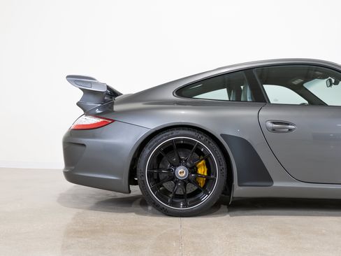 Used 2011 Porsche 911 GT3 RWD image 7