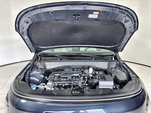 Used 2025 Hyundai Kona SE FWD image 17