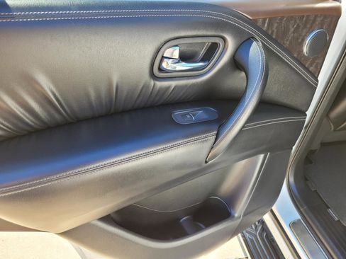Used 2023 Nissan Armada Platinum w/ Captain's Chairs Package RWD image 18