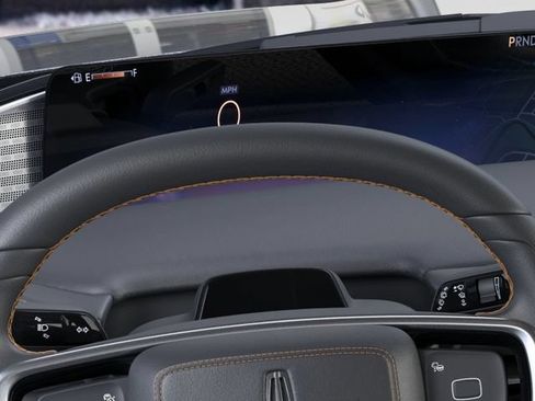 New 2026 Lincoln Navigator L Black Label AWD/4WD image 14
