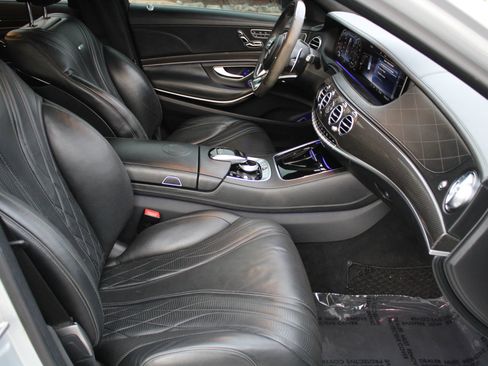 Used 2019 Mercedes-Benz S 63 AMG S 63 AMG Sedan 4D image 19