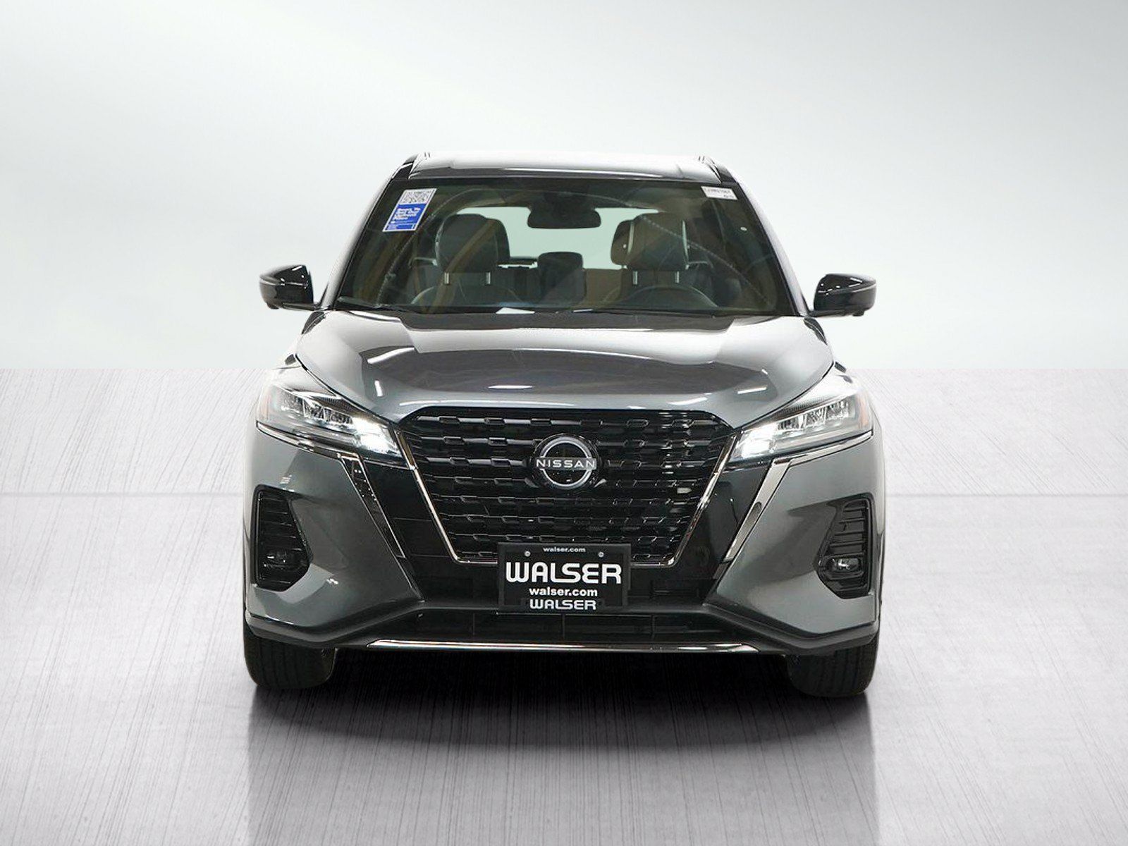 Used 2024 Nissan Kicks SR w/ SR Premium Package FWD image 8