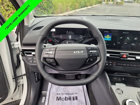 New 2026 Kia Sportage EX w/ EX Panoramic Sunroof Package image 12