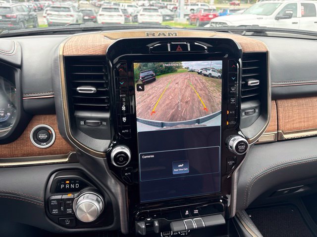 Used 2023 RAM 1500 Limited w/ Body-Colour Bumper Group AWD/4WD image 18