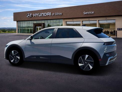 New 2026 Hyundai Ioniq 5 SE RWD image 4