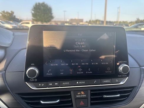 Certified 2023 Nissan Altima 2.5 SV FWD image 25