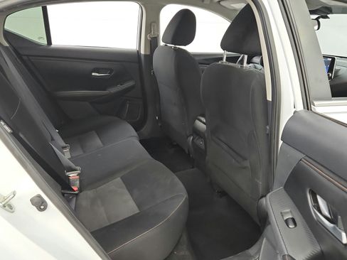 Used 2023 Nissan Sentra SR FWD image 28