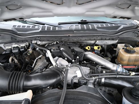 Used 2019 Ford F350 XL w/ Power Equipment Group image 34