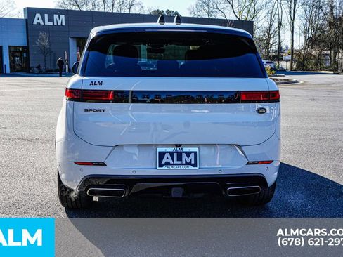 Used 2023 Land Rover Range Rover Sport SE Dynamic image 10