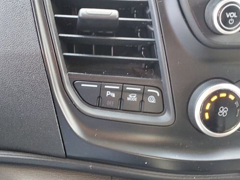 Used 2023 Ford Transit 250 Medium Roof w/ Load Area Protection Package image 26