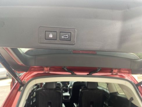Used 2021 Subaru Ascent Limited AWD/4WD image 37