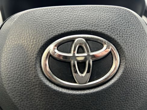 Certified 2020 Toyota RAV4 XLE image 18