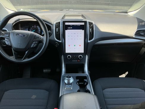 Used 2023 Ford Edge SE AWD/4WD image 15