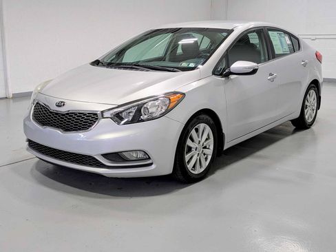 Used 2015 Kia Forte EX FWD image 1