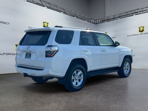 Used 2021 Toyota 4Runner SR5 image 5