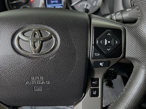 Used 2021 Toyota Tacoma SR5 image 20
