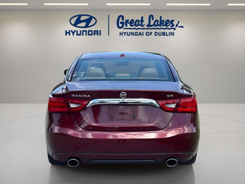 Used 2017 Nissan Maxima SR w/ Interior Lighting Package FWD image 4