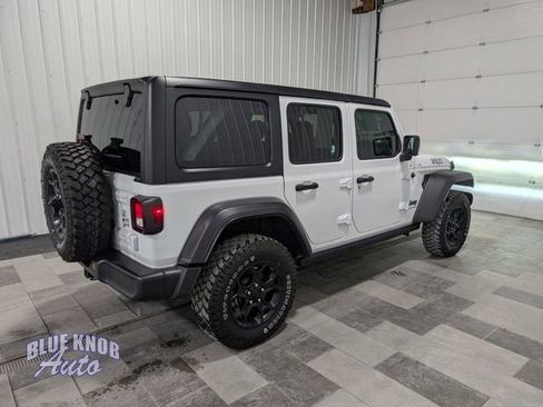 Used 2023 Jeep Wrangler Unlimited image 4