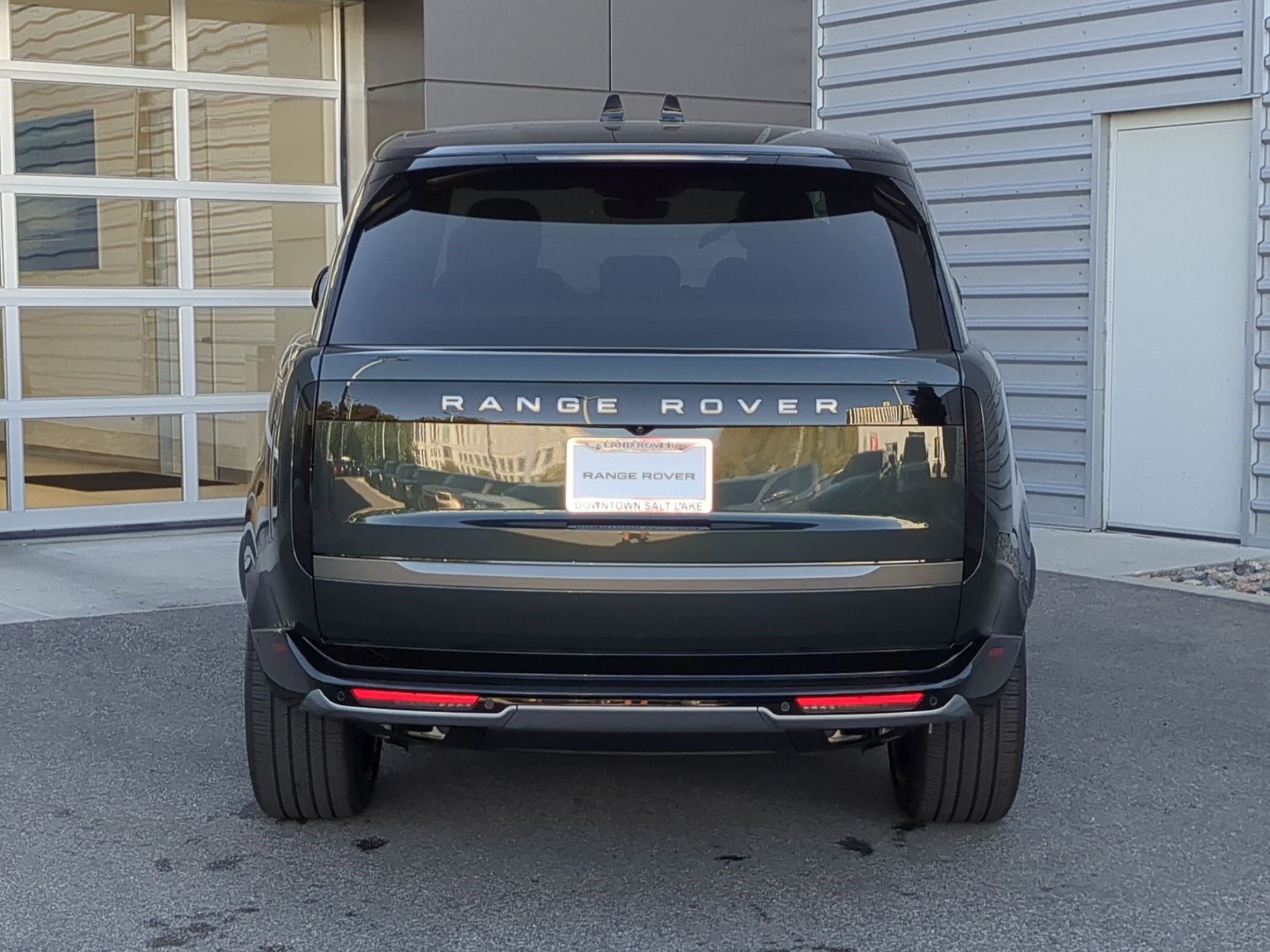 New 2027 Land Rover Range Rover SE AWD/4WD image 6