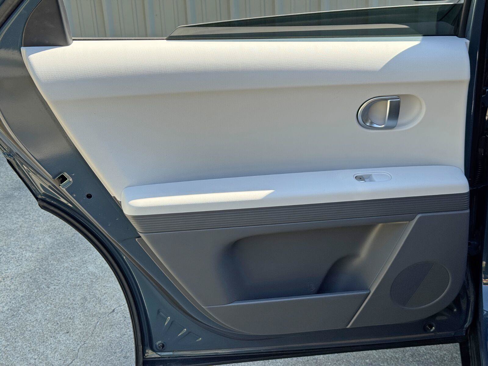Used 2024 Hyundai Ioniq 5 SEL RWD image 40