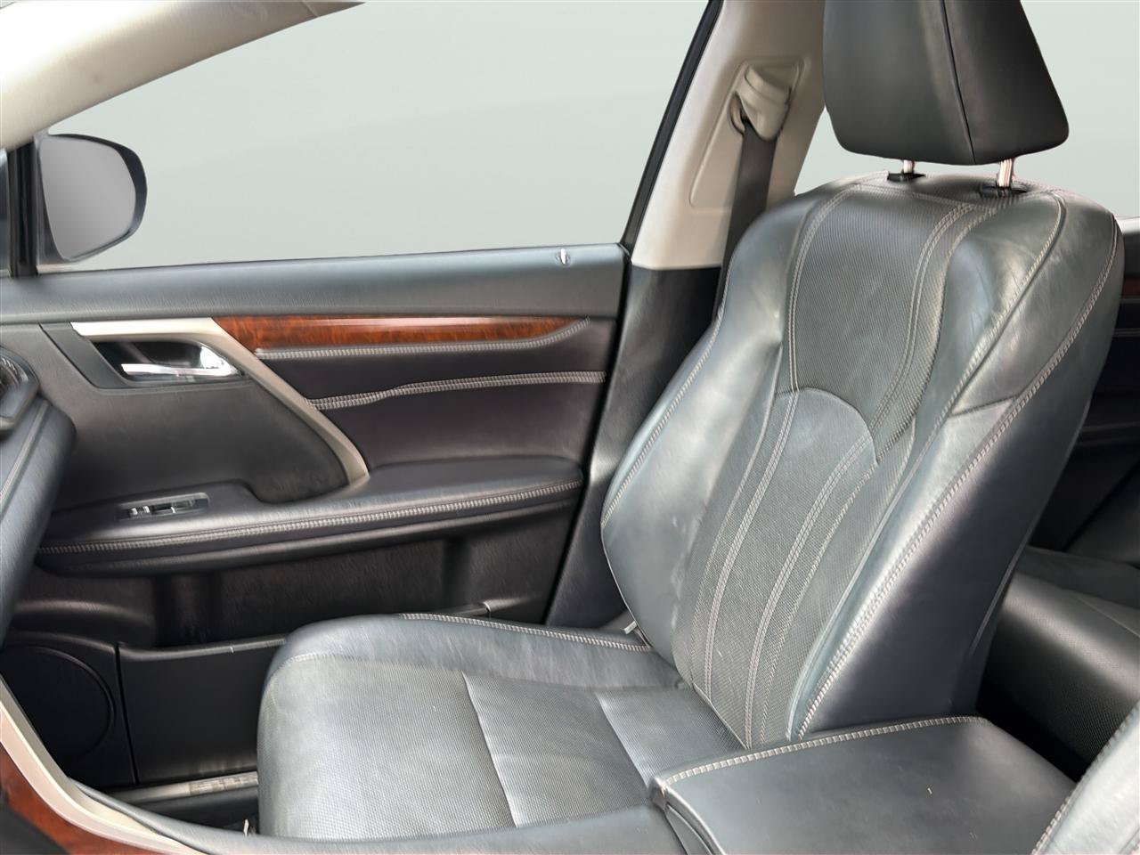 Used 2016 Lexus RX 350 AWD w/ Premium Package image 14