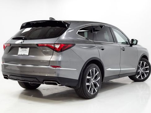 Used 2023 Acura MDX SH-AWD w/ Technology Package image 34