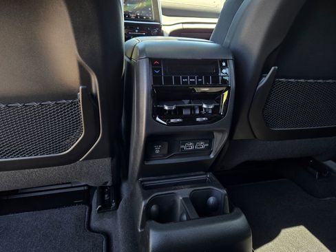 New 2026 Jeep Grand Cherokee L Laredo AWD/4WD image 28