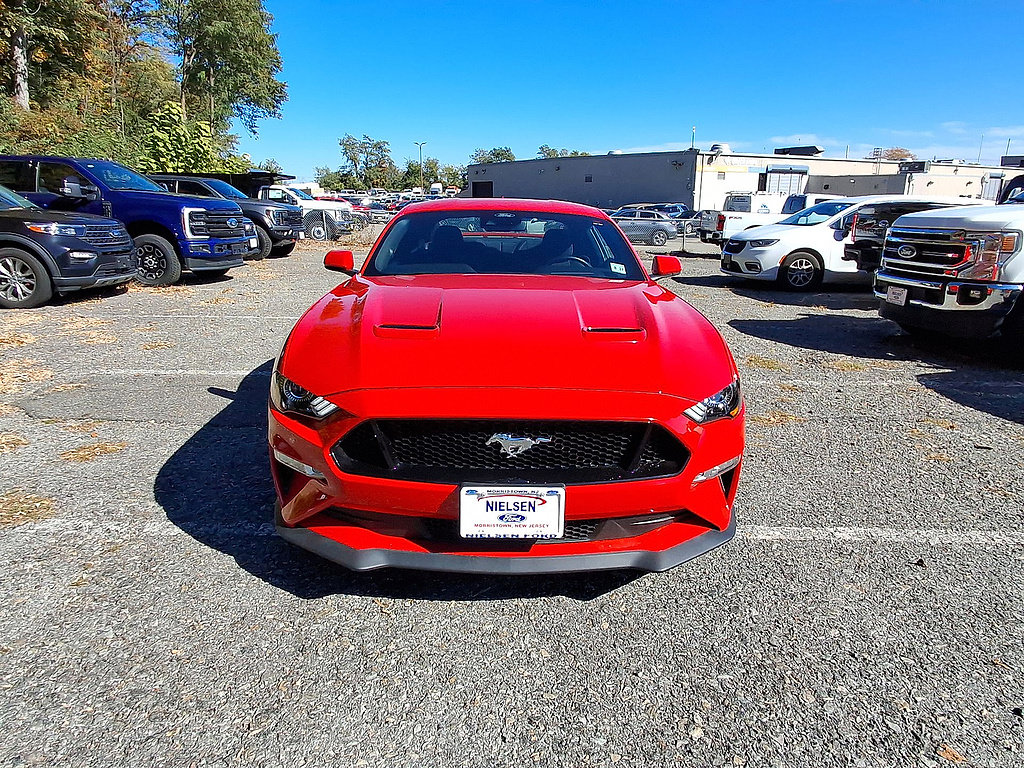 Used 2022 Ford Mustang GT w/ GT Performance Package RWD image 3