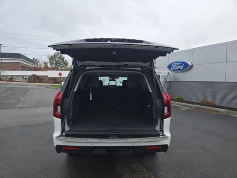 New 2025 Ford Expedition Max Active image 5