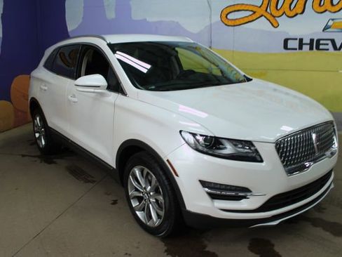 Used 2019 Lincoln MKC Select w/ Select Plus Package image 2
